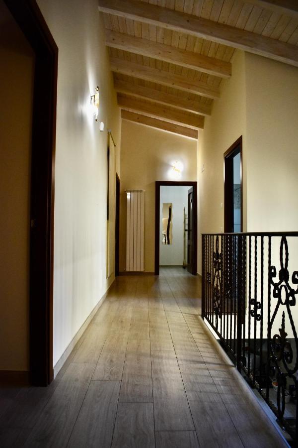 Dimora Normanna Bed & Breakfast อาแวร์ซา ภายนอก รูปภาพ